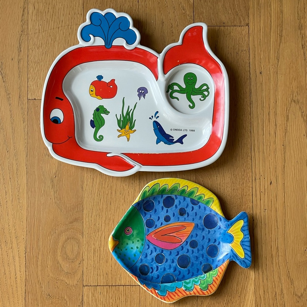 Oneida Melamine whale plate bundle